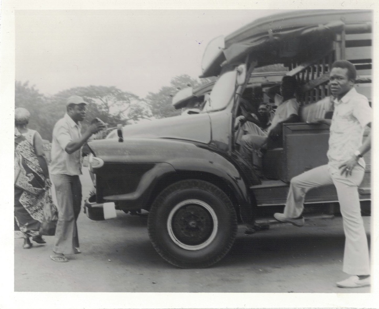 “A day in the life of a Tro-tro Driver,” Ben Kwakye, 3/9/75. Source: Photographic Section, Information Services Department, Ministry of Information, Accra, Ghana.